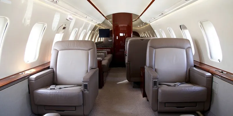 Challenger 650 interior