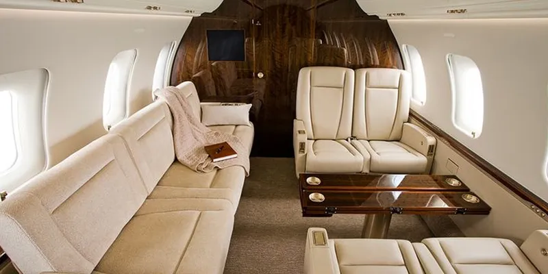 Challenger 650 interior
