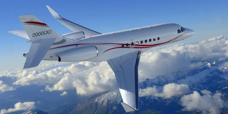 Falcon 2000LXS interior